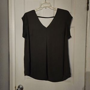 HALOGEN Double V Neck Top